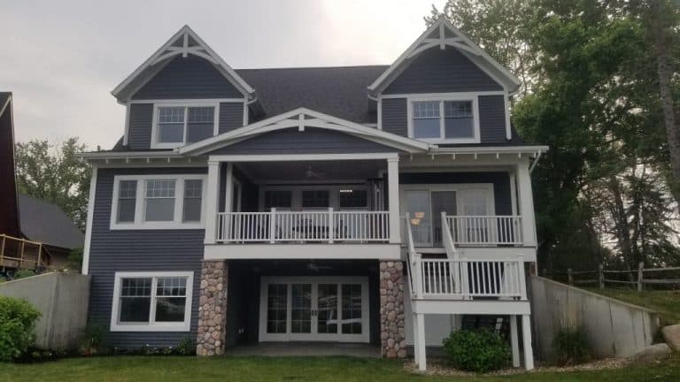 Diamond Lake House Washing After