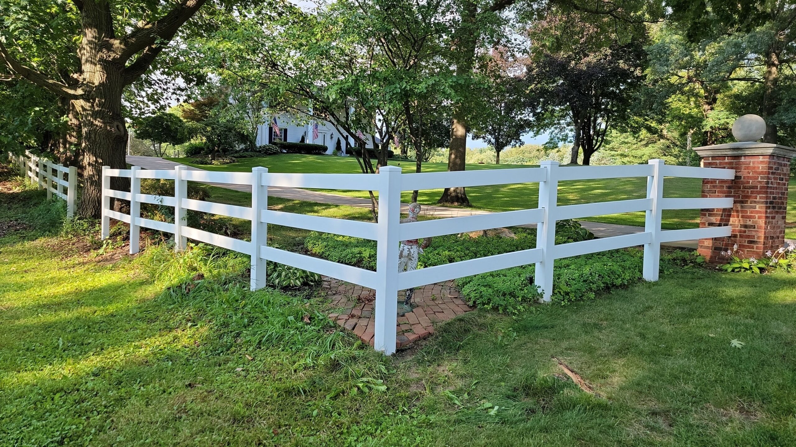 A Professional Soft Wash Keeps White Vinyl Fencing Looking Bright And Welcoming, Enhancing Your Property'S Curb Appeal. Fence Cleaning. Double A Power Washing